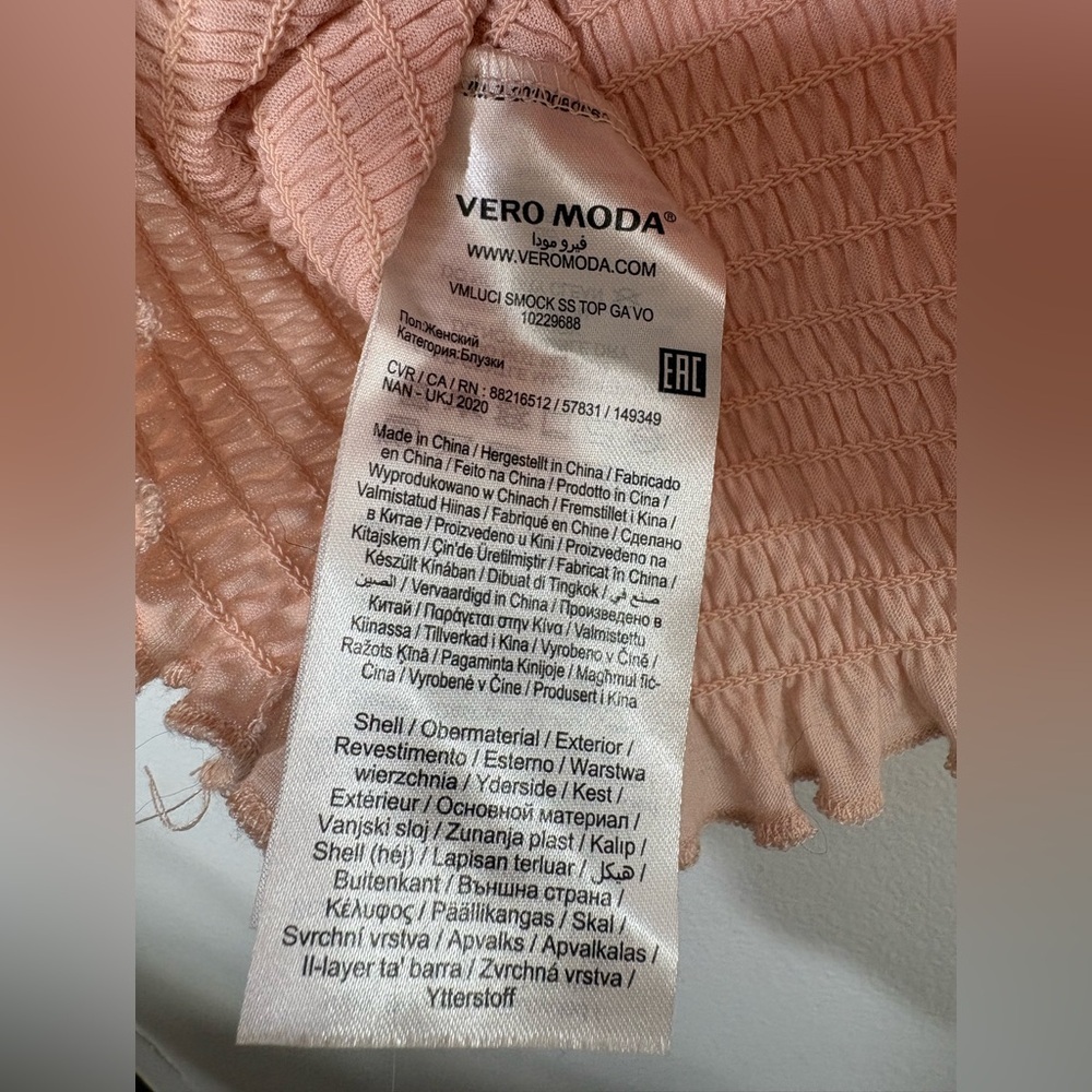 Vero Moda Pink Smocked Puff Sleeve Cute Top - XS - Picture 6 of 7